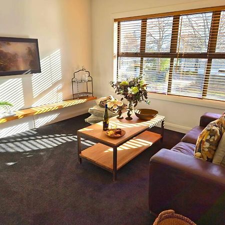 Apartment 2 - Haddin Court - Stunning Executive Blenheim Exterior foto