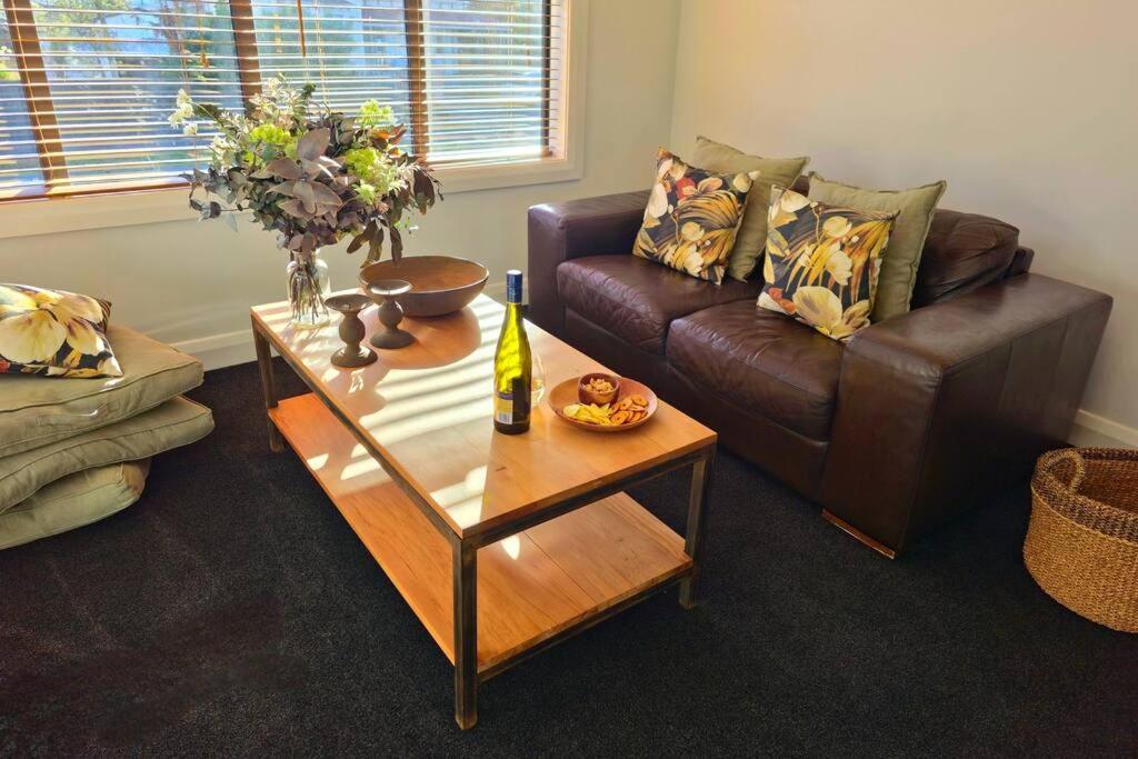 Apartment 2 - Haddin Court - Stunning Executive Blenheim Exterior foto